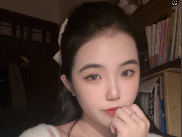 芭提雅找女人联系电话本人电话缩略图